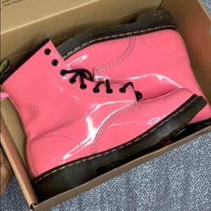 Acid Pink 1460 Dr. Martens